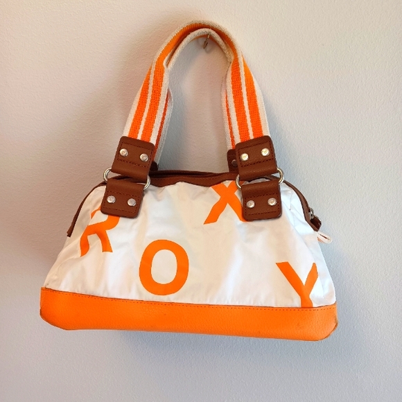 ROXY - Picture 1 of 8